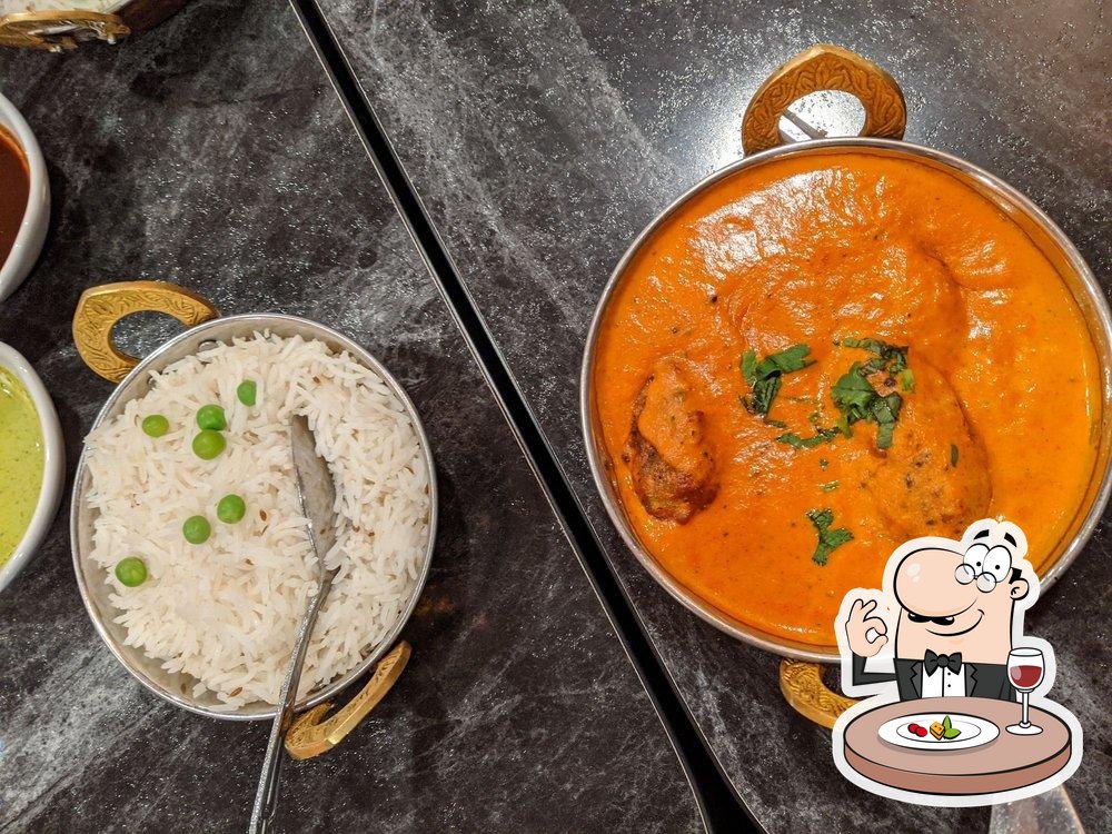 https://img.restaurantguru.com/r982-Yak-and-Yeti-Himalayan-Cuisine-food.jpg