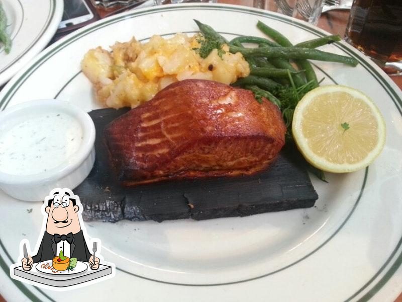 Market Street Grill & Oyster Bar - Downtown, 48 W Market St in Salt