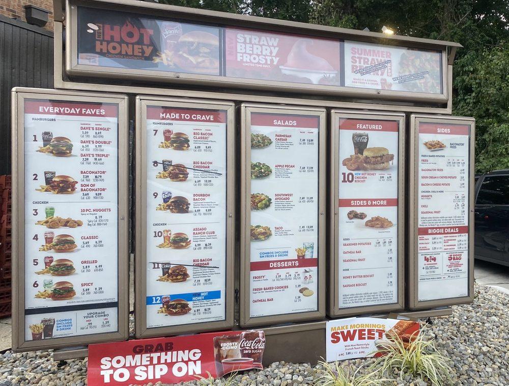 Menu at Wendy's fast food, Pasadena, Edwin Raynor Blvd