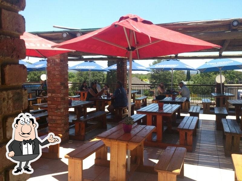 Cherry on Top. pub & bar, Parys Restaurant reviews
