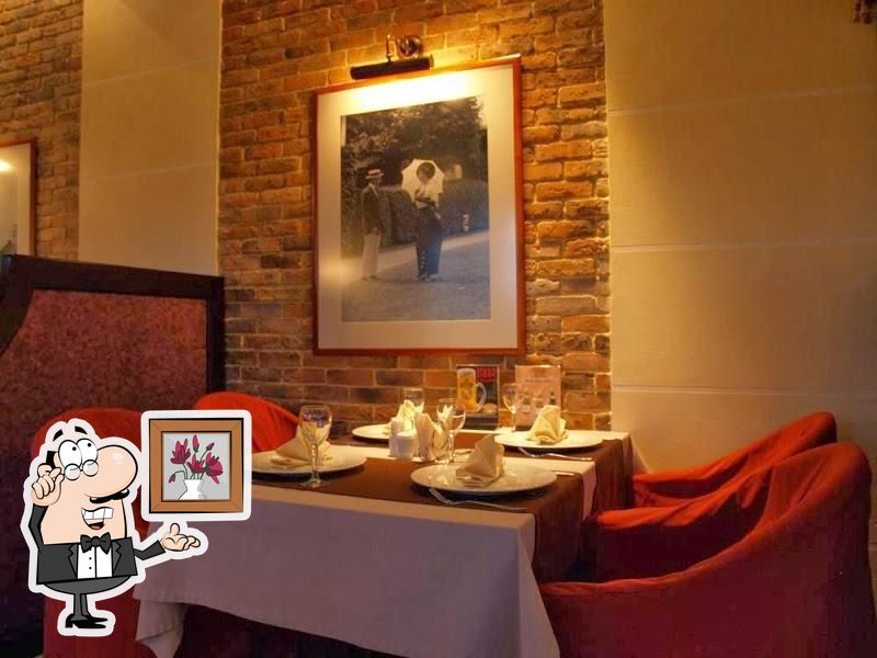 Restoran Traktir Randevu, Supermarket Sovetskiy Doktor restaurant