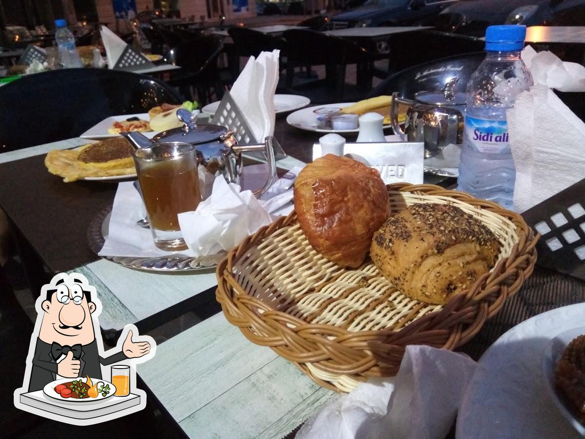 Les Ambassades café, Casablanca Critiques de restaurant