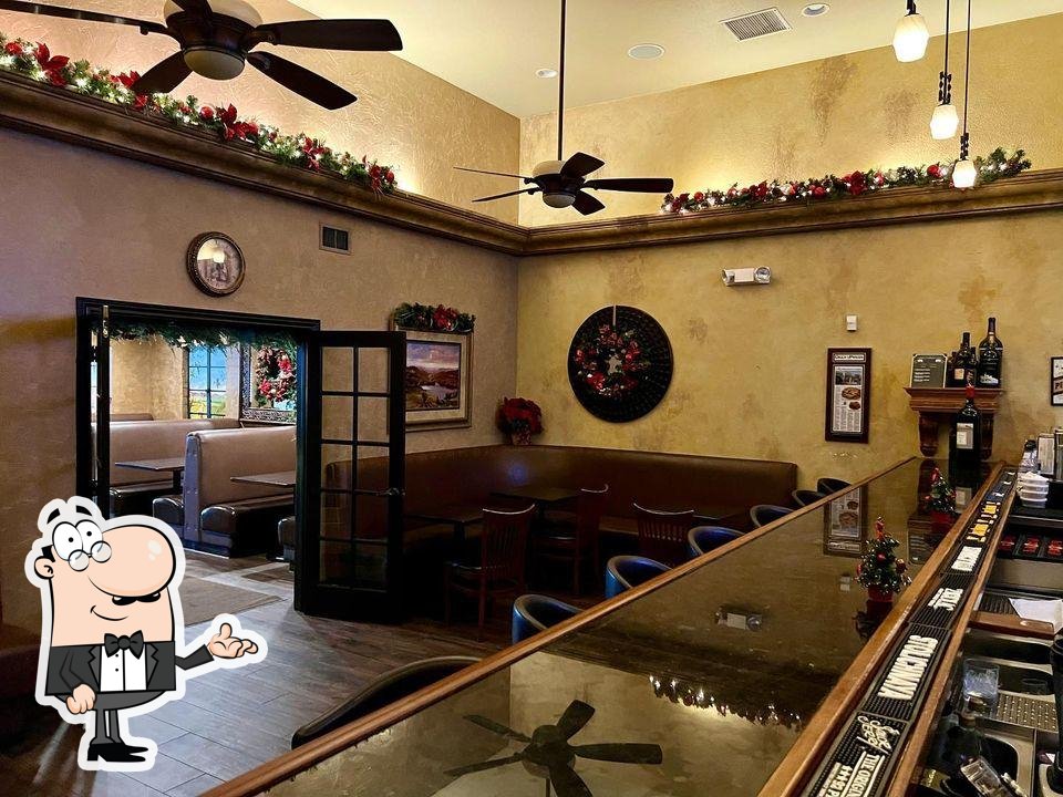 Mama Carpino's in Apple Valley Restaurant menu and reviews