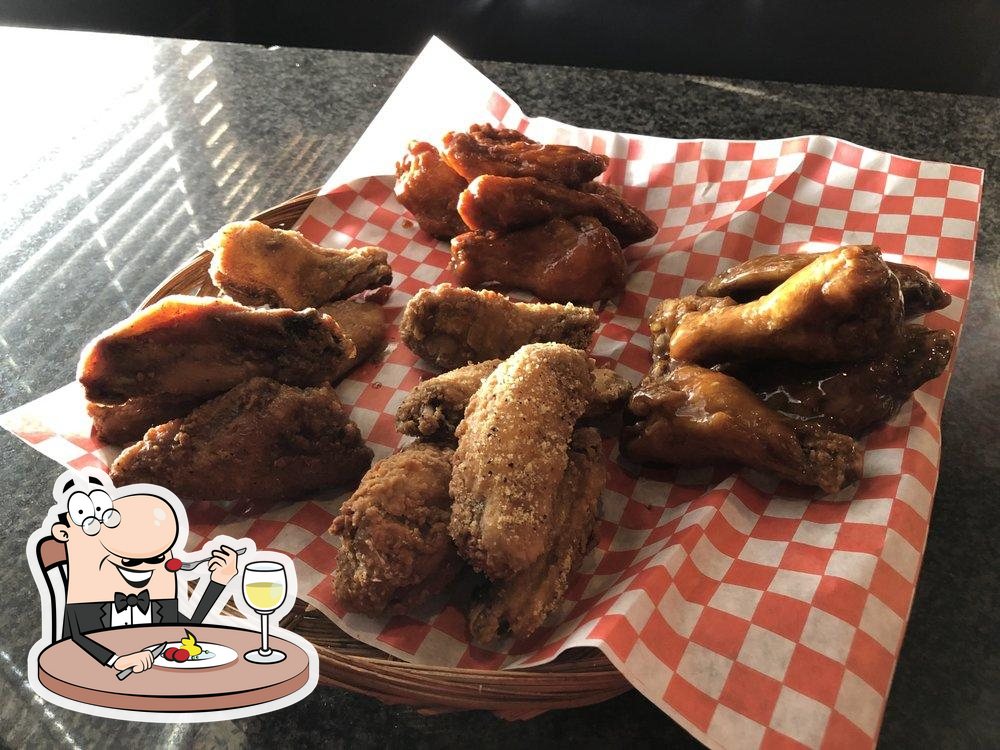Knights Corner Bar N Lounge in Pickering Restaurant menu and reviews