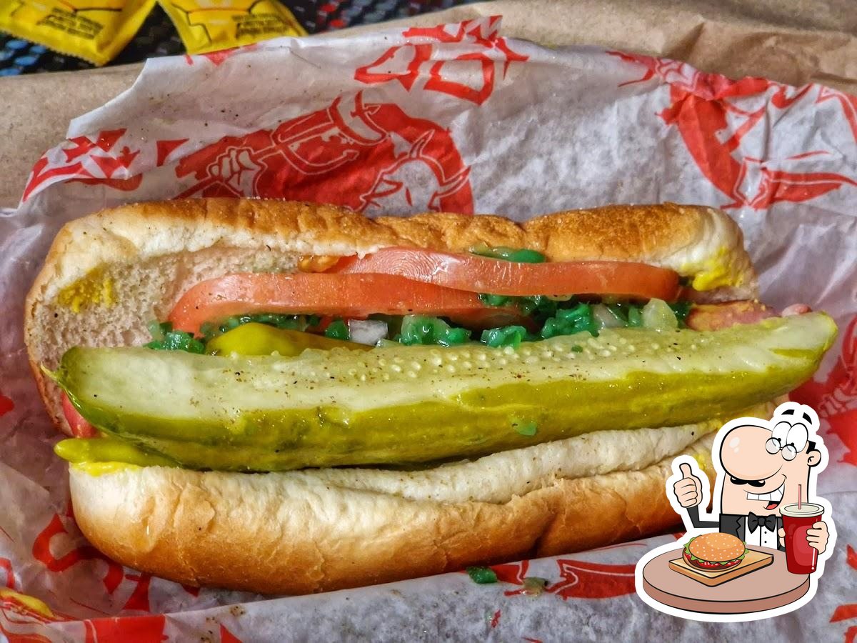 Devil Dawgs Rush St In Chicago Restaurant Menu And Reviews