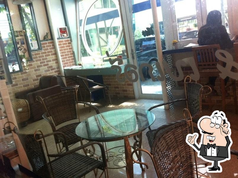 GlassHouse Coffee Shop cafe, Lam Luk Ka