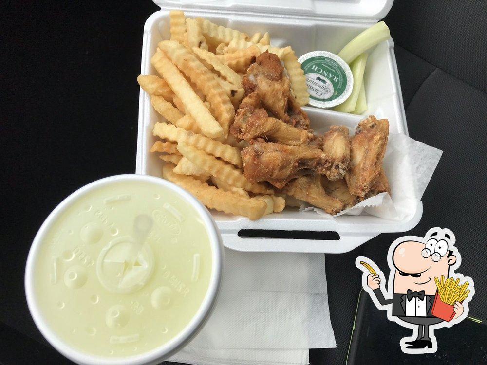 Eastpoint Fish & Wings in East Point Restaurant menu and reviews