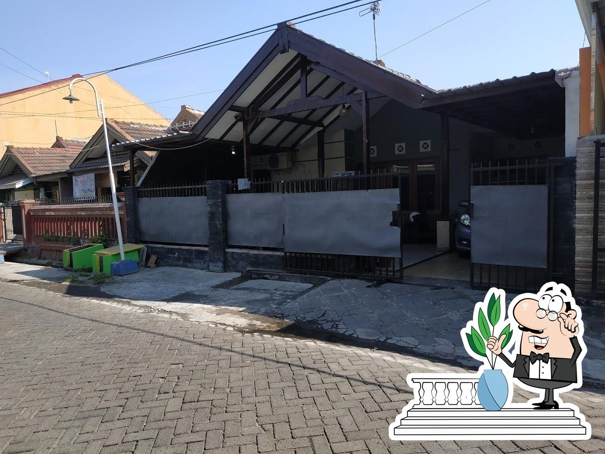 Hop Hop Corner restaurant, Malang Restaurant reviews