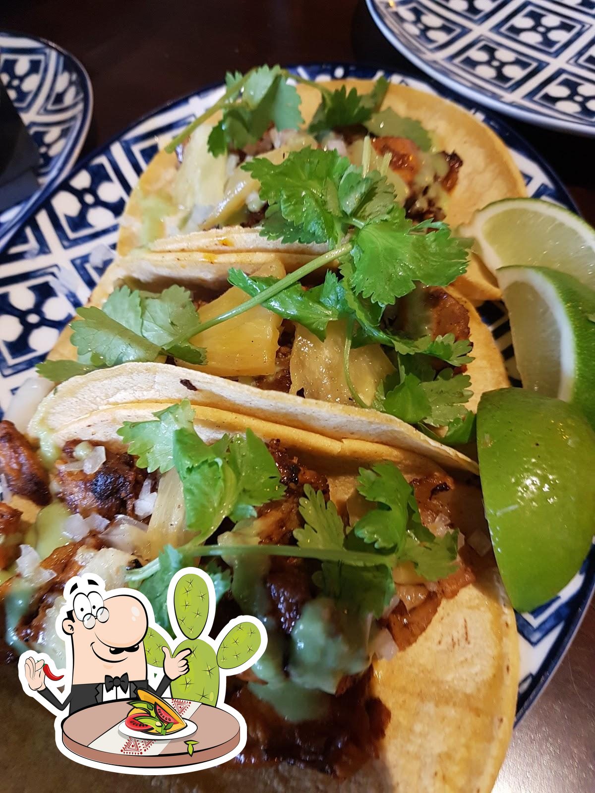 La Reina in Guelph - Mexican restaurant menu and reviews