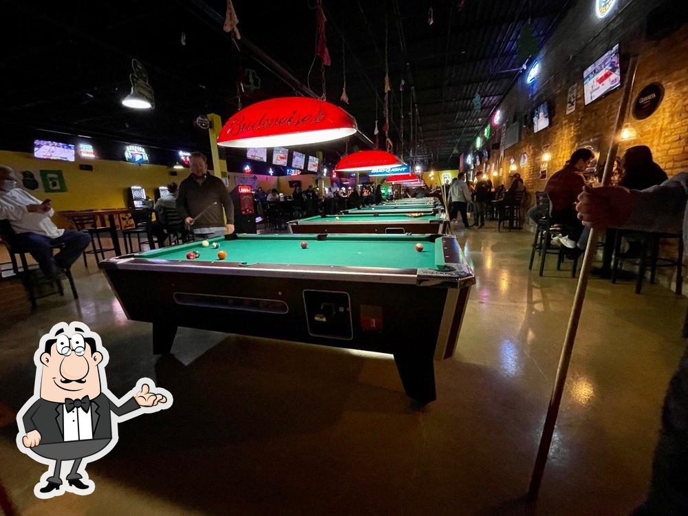 Bikini Bottom Bar in West Dundee Restaurant menu and reviews