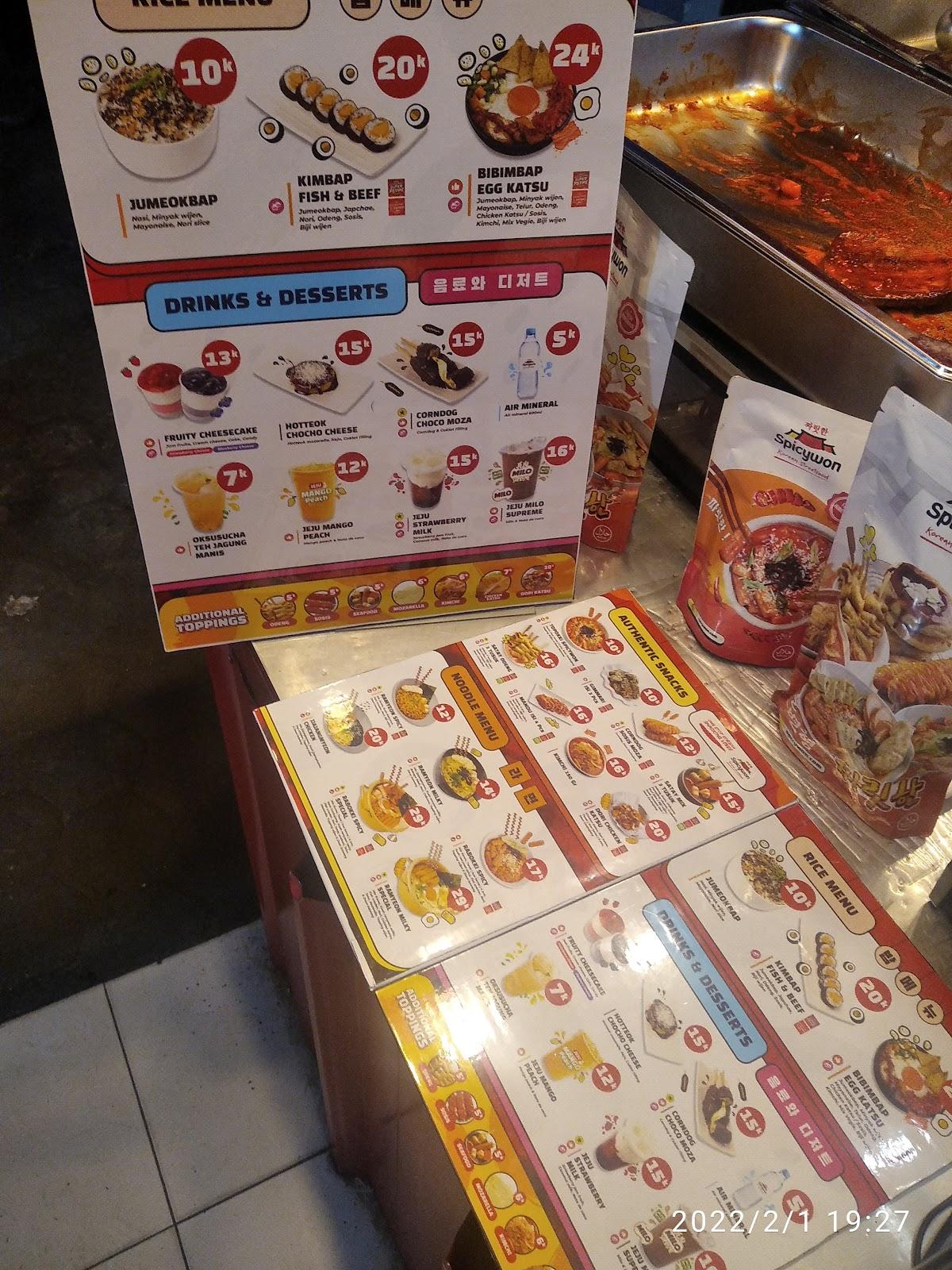 carta-del-restaurante-spicywon-korean-street-food-halal-dipatiukur-bandung