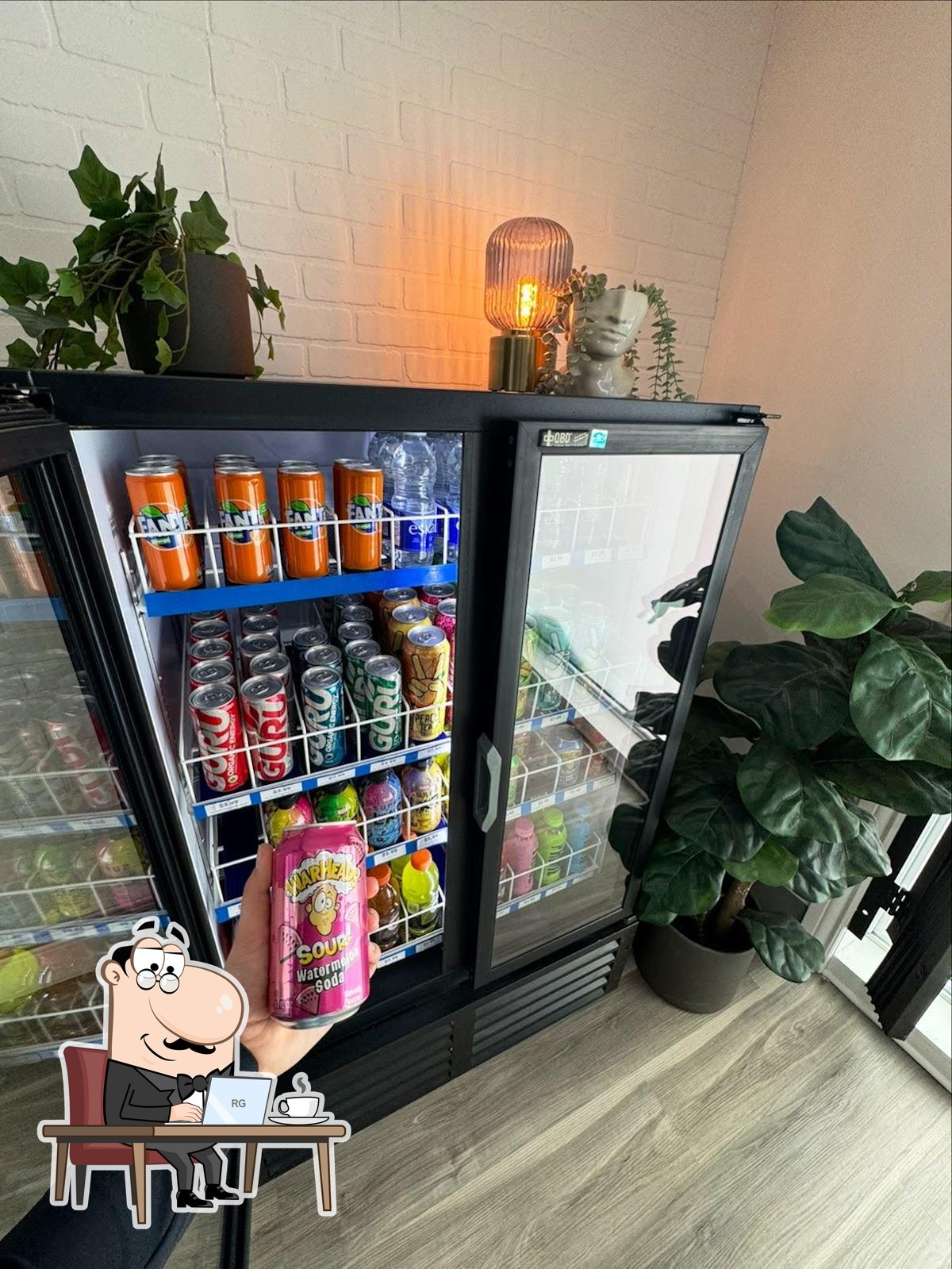 VAPE-TARD ARTICLES POUR VAPOTEURS VAPE SHOP, Prvost - Menu du restaurant,  prix et avis