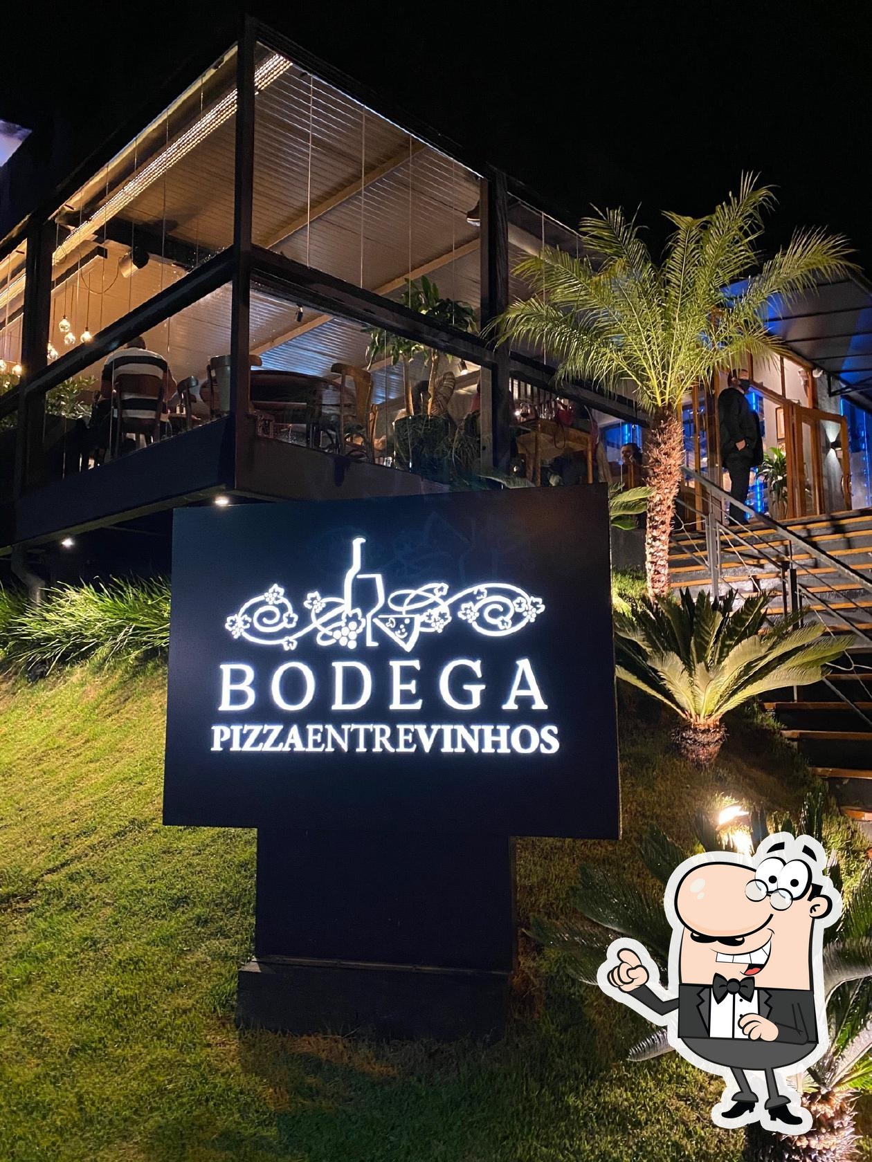 Bodega Pizza Entre Vinhos, um Wine Bar em Bento Gonçalves, na