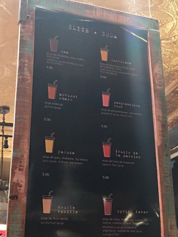 Menu at Slice + Soda pizzeria, Montréal, 201 SaintPaul St W