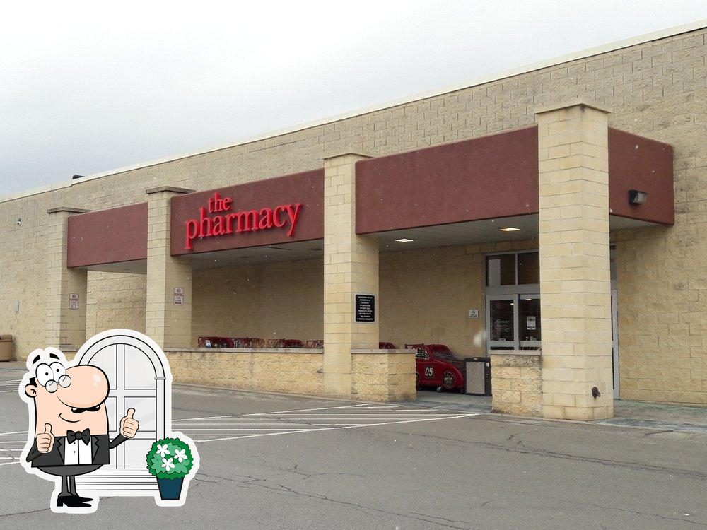 Giant Eagle Bakery, 8901 US-30 in Irwin 