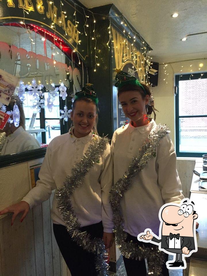 Whites Pie and Mash Shop in Walton on the Naze Restaurant reviews