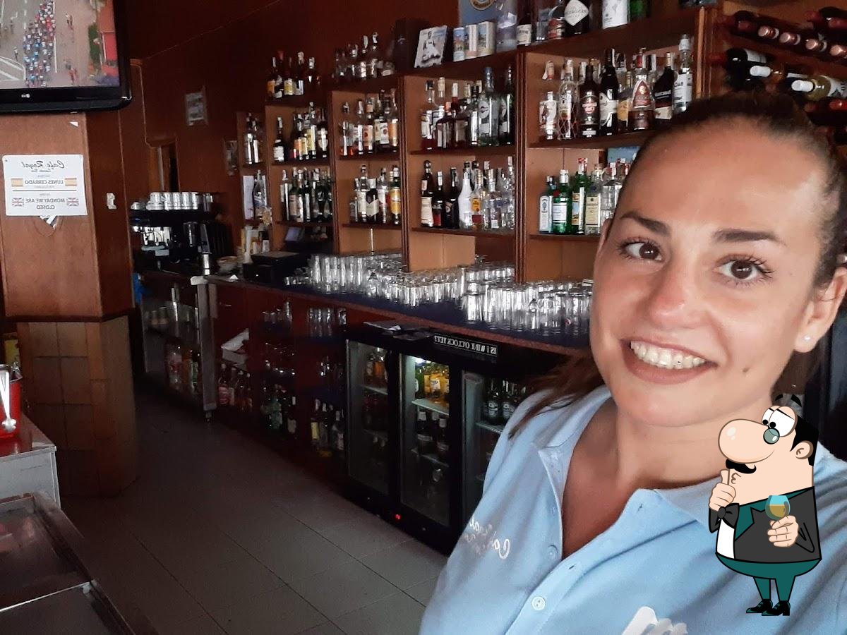 Cafe Royal Sports Bar in Palmanova Restaurant reviews
