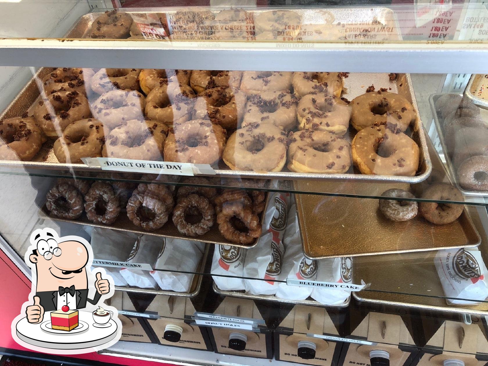 Shipley DoNuts, 2050 Greenvale Ln in Hoover Restaurant menu and reviews