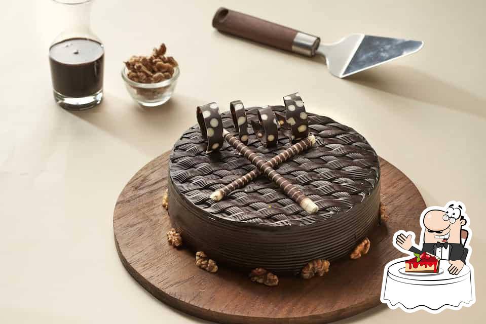 Share more than 154 the cake centre latest kidsdream.edu.vn