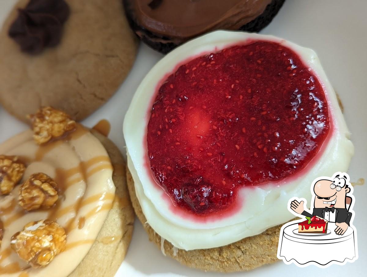 Crumbl Lodi in Lodi Restaurant menu and reviews