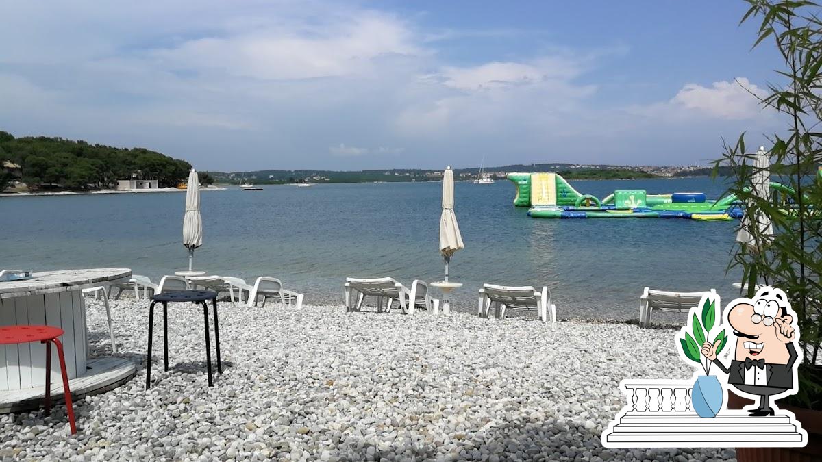 Beach bar Playa Šćuza
