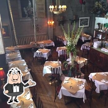 The Pink Door, Seattle - Restaurant menu, prices and reviews