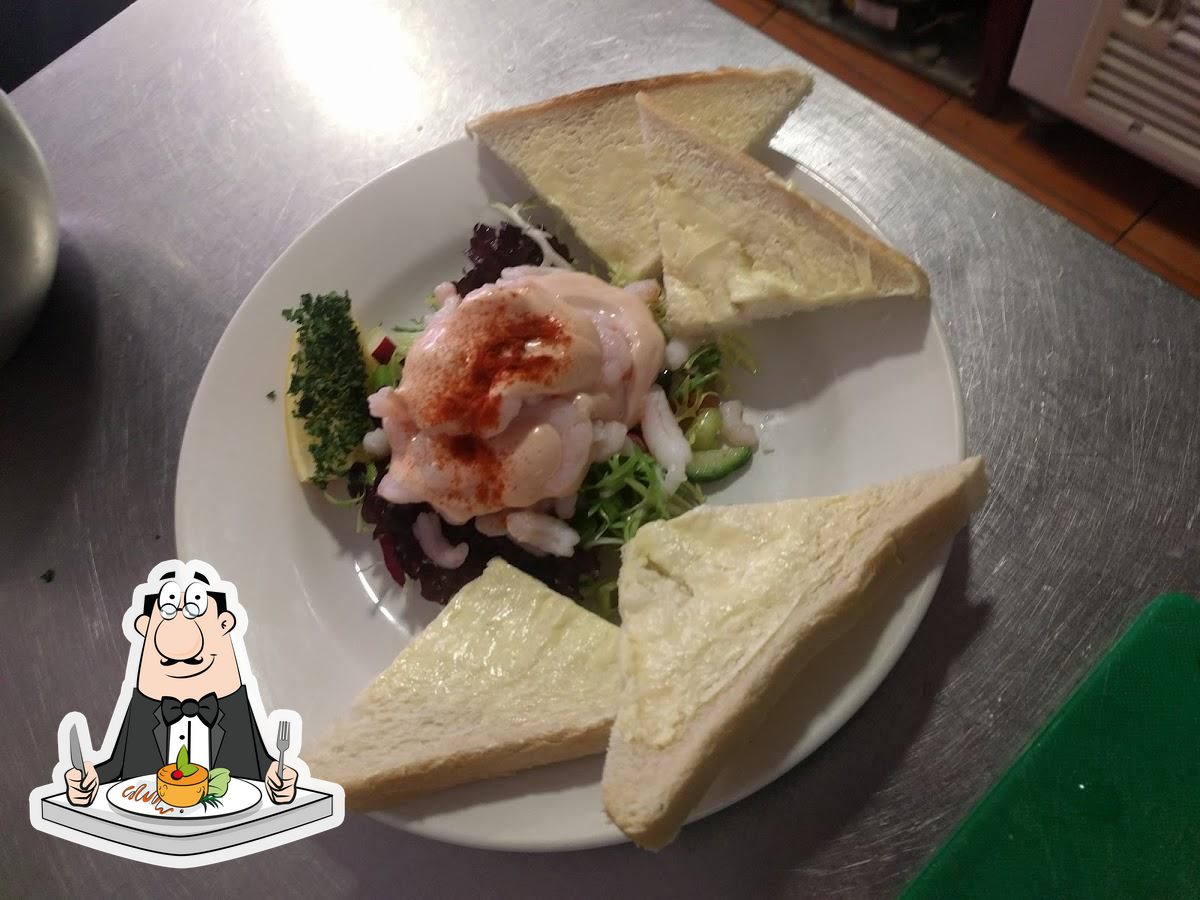 The Bee pub in Windlesham Restaurant menu and reviews