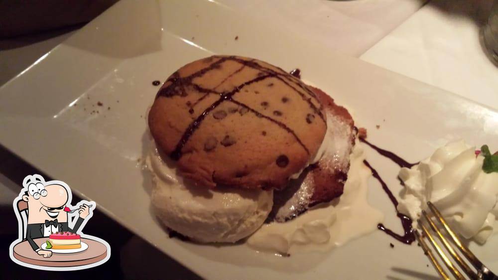 Martin's Strip Steak in Great River Restaurant menu and reviews
