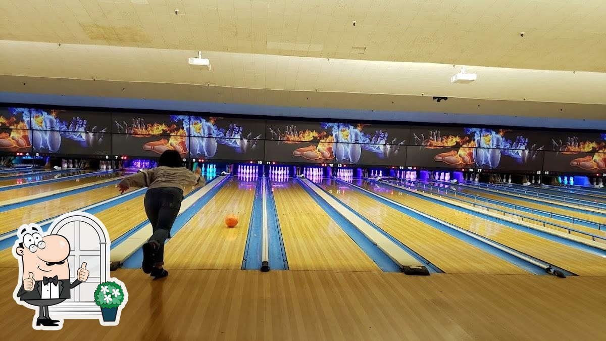 Total 93+ imagen country club lanes Abzlocal.mx