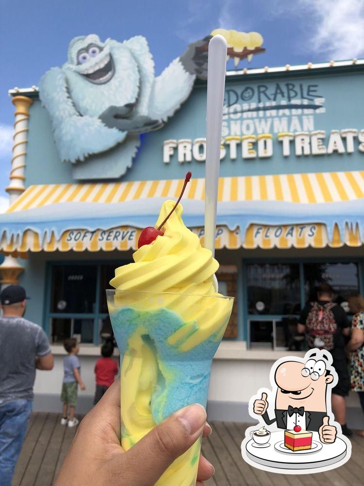 Adorable Snowman Frosted Treats Anaheim Resort, Anaheim, United States  Pixar pier frosty parfait Review