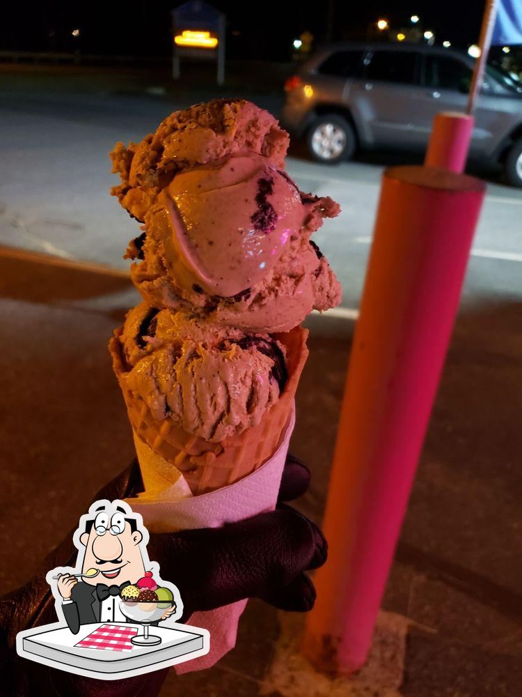 Swirls & Scoops in Grafton Restaurant reviews