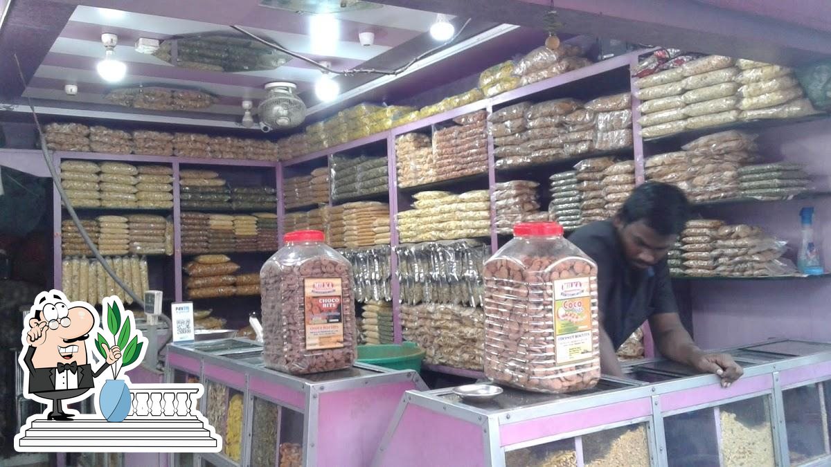 Hot chips, Patna, J576+G35 Restaurant reviews