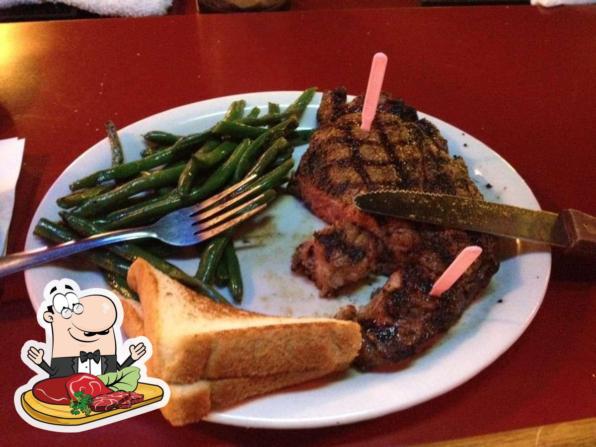 Leon's Steakhouse Saloon in Longview Restaurant menu and reviews