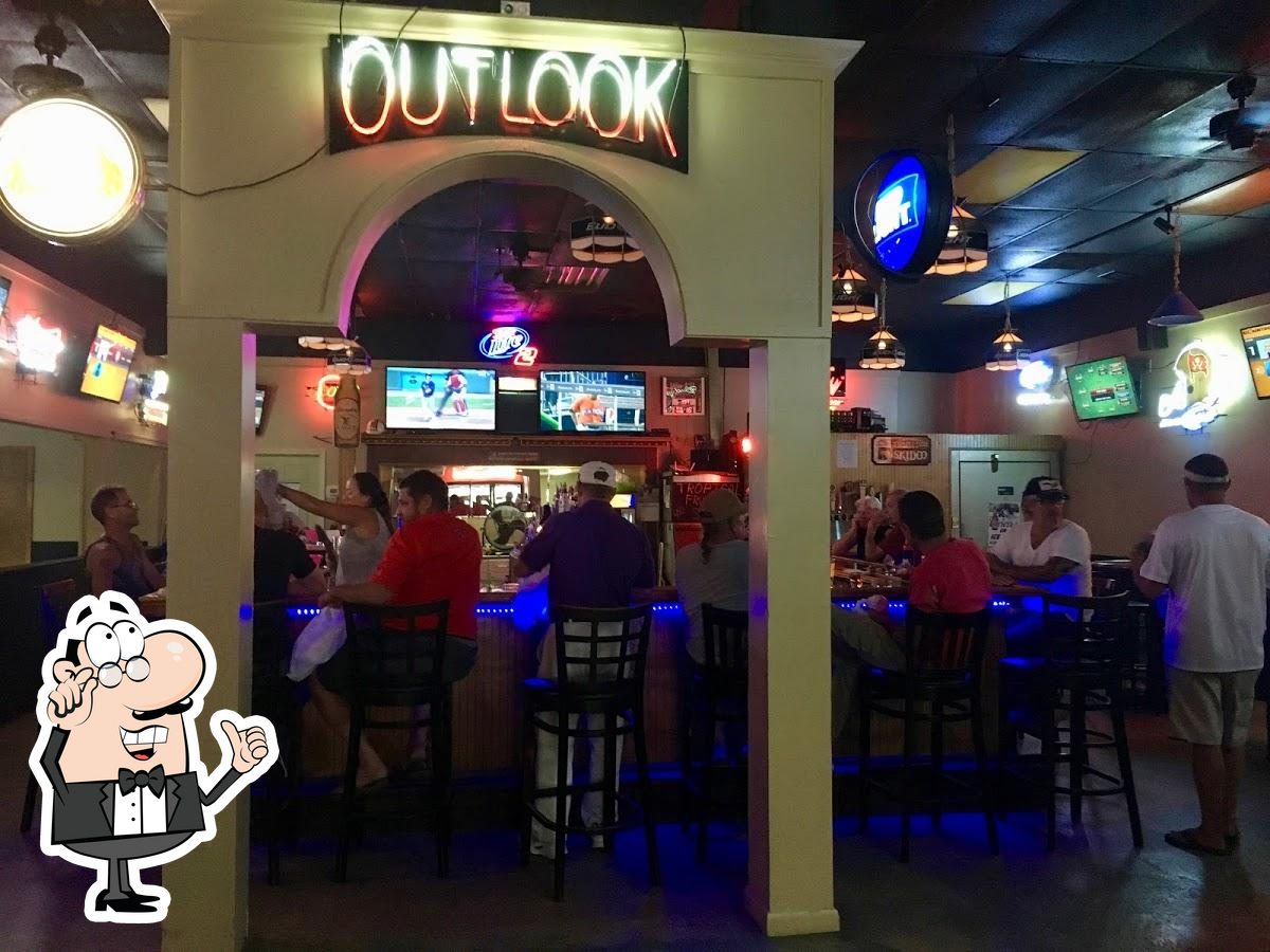 Outlook Sports Bar, Venice Opiniones del restaurante