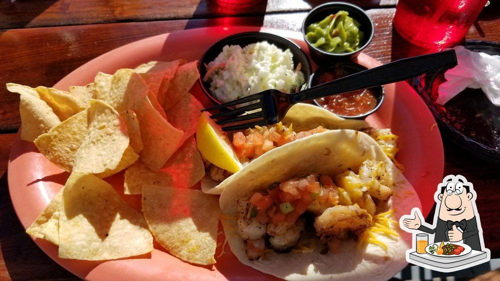 Hook D Pier Bar Grill In Panama City Beach Restaurant Menu And Reviews