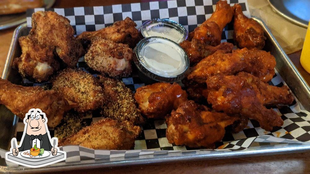 Growler Bar in Pflugerville Restaurant reviews