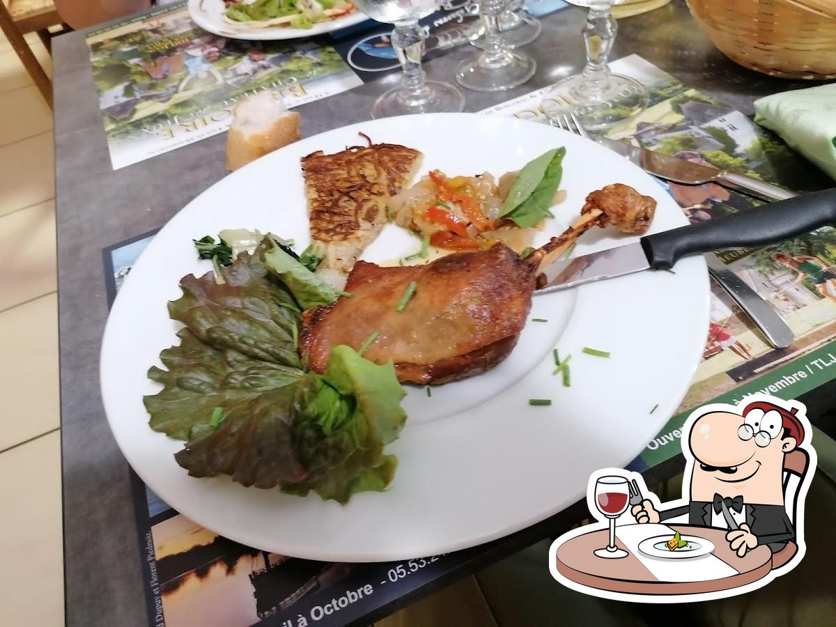 Le Camélia restaurant, AuriacsurDropt, le bourg Critiques de restaurant