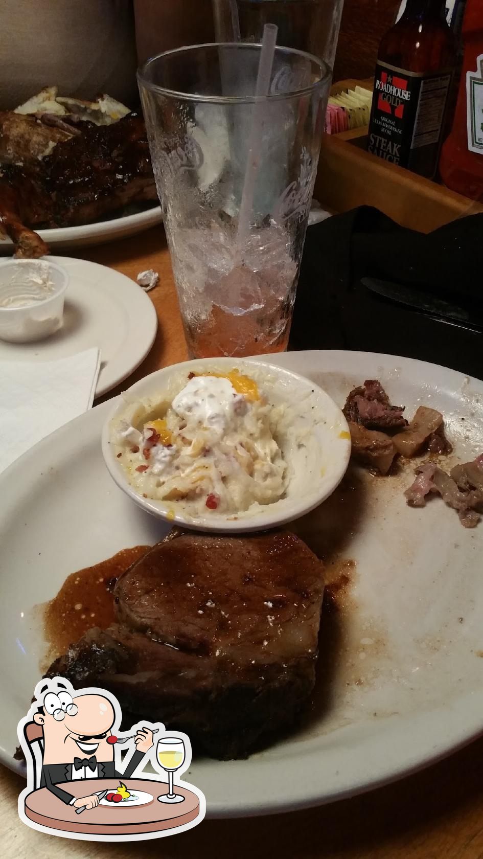 Texas Roadhouse in Youngstown Restaurant menu and reviews
