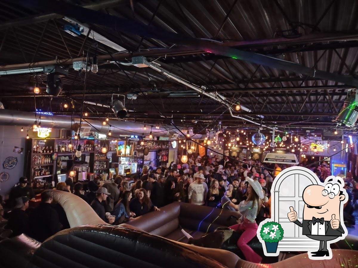 Whiskey Dawgs in WinstonSalem Restaurant reviews