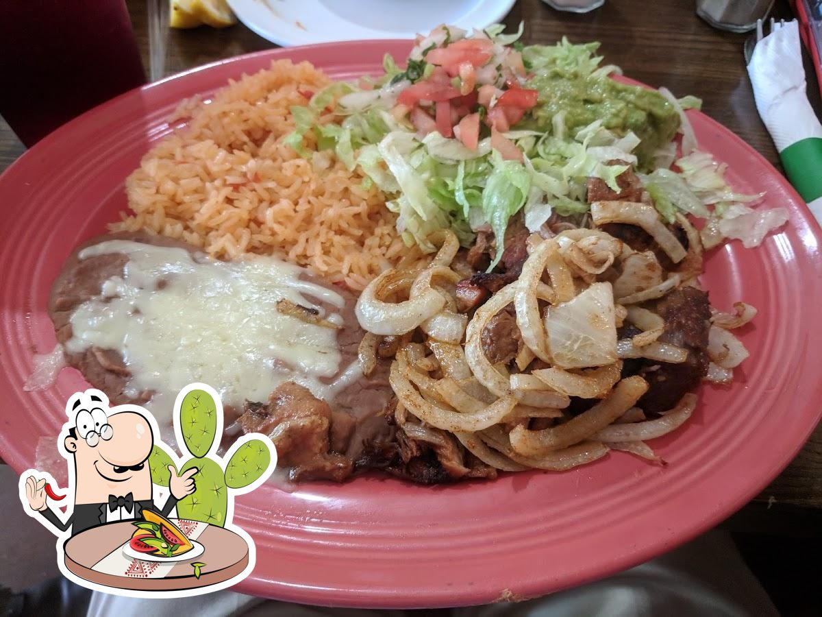 https://img.restaurantguru.com/rbe2-El-Rancho-Nuevo-Mexican-Restaurant-meals-2022-10-3.jpg