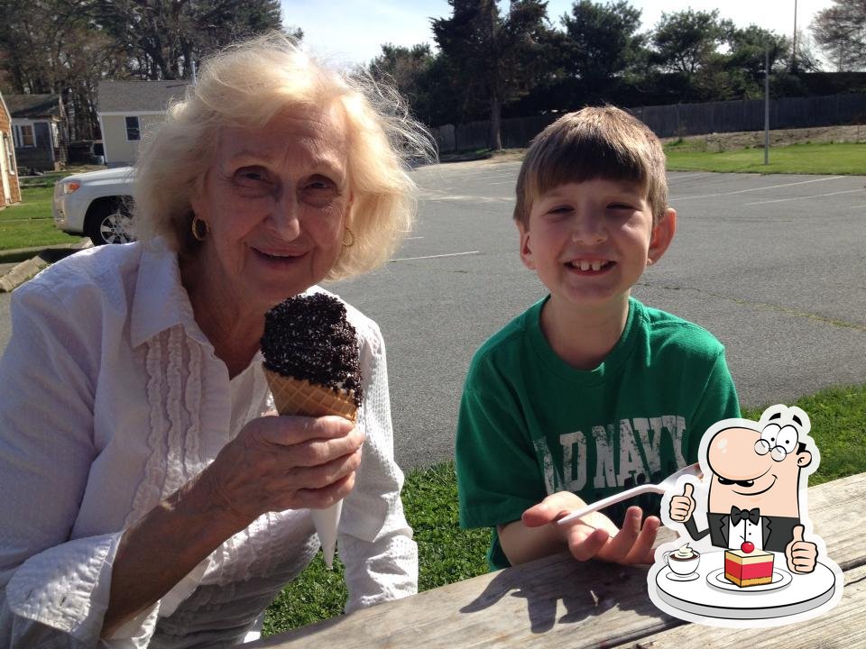 M E A's Dairy Bar in Halifax Restaurant menu and reviews