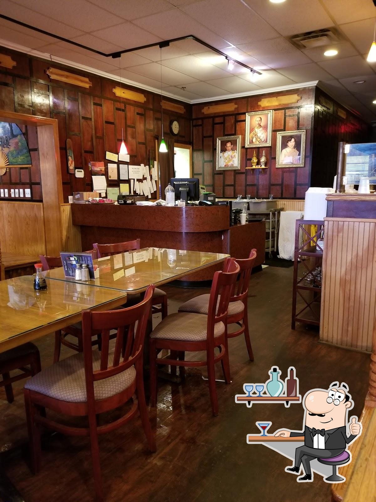 Bai Mai Thai, Detroit - Restaurant menu, prices and reviews