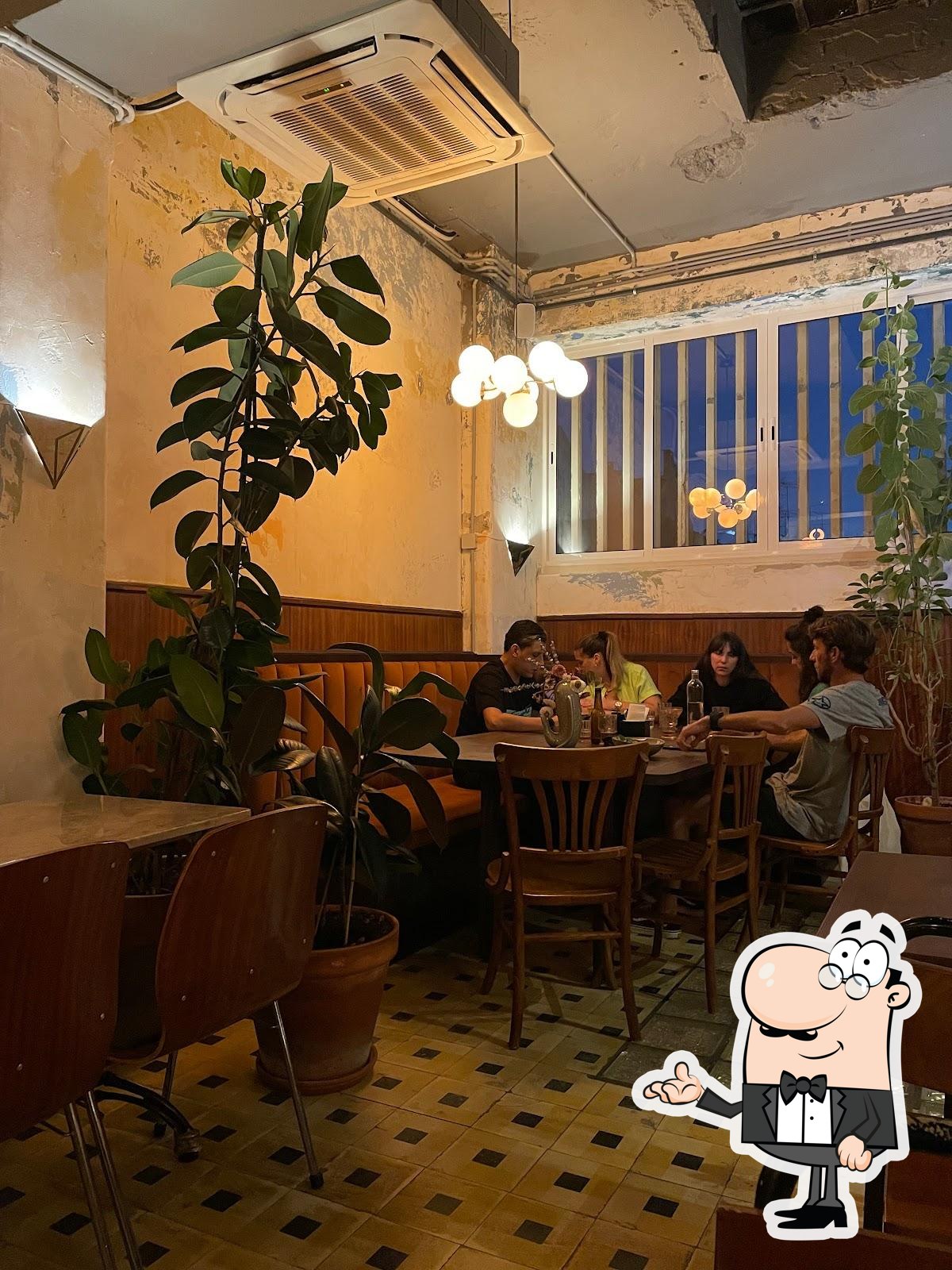 This is Lisbon's most talked-about hidden restaurant, Comadre