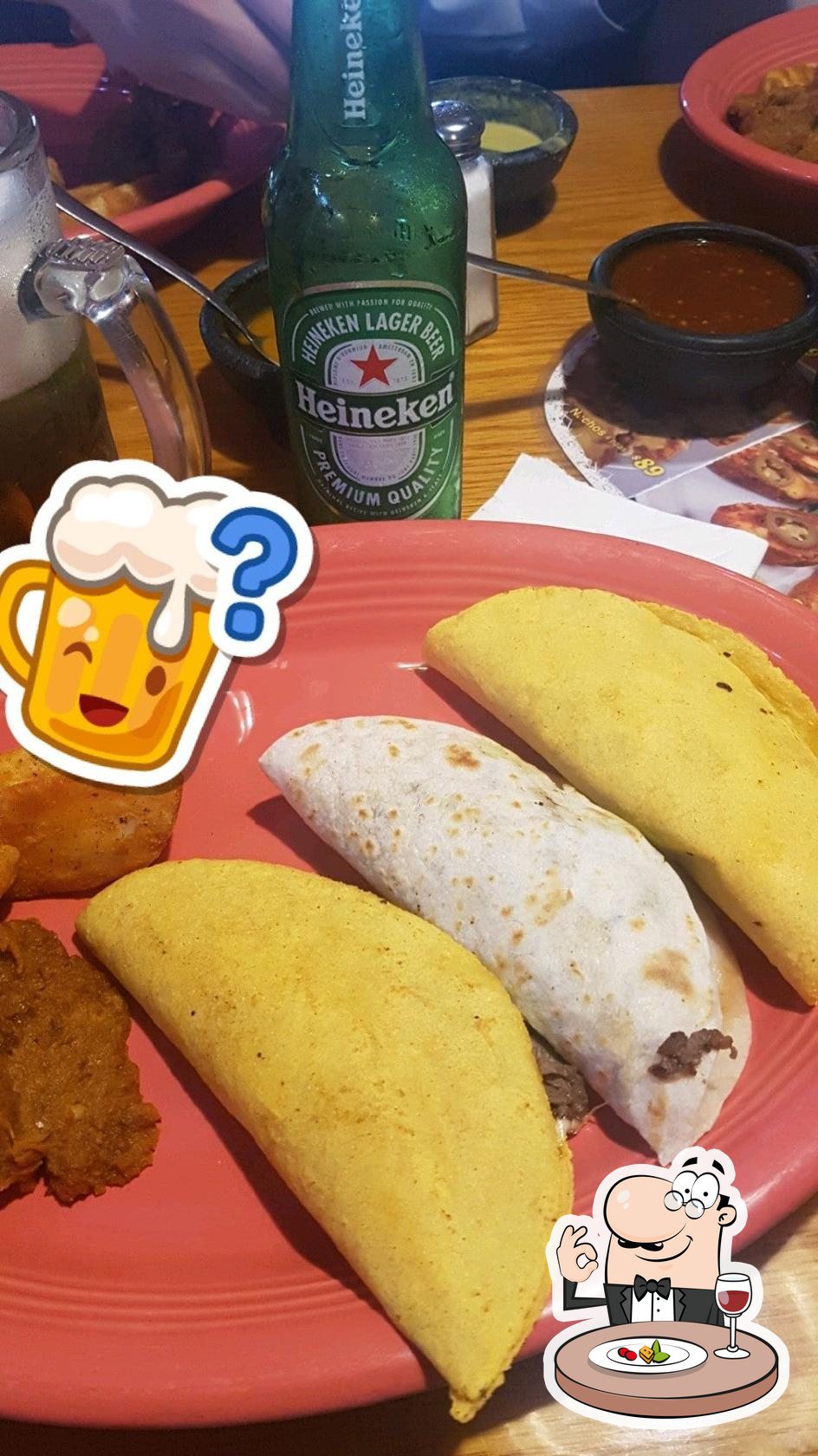 El Papalote Taco & Grill Constitución pub & bar, Monterrey