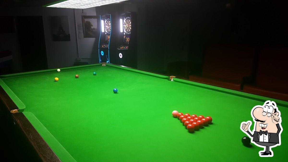 Steven Charles Snooker Centre in Manchester