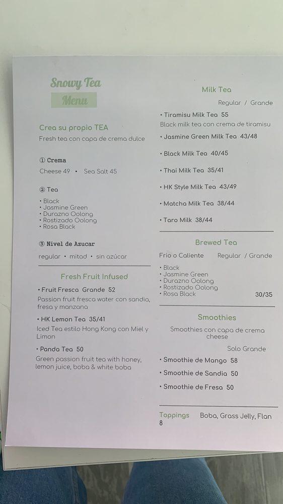 Menu at Snowy Tea desserts, Tijuana