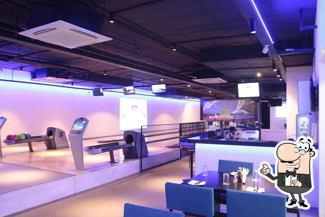 Midtown Sports Bar in Benz Circle,Vijayawada - Best Restaurants & Bars in  Vijayawada - Justdial