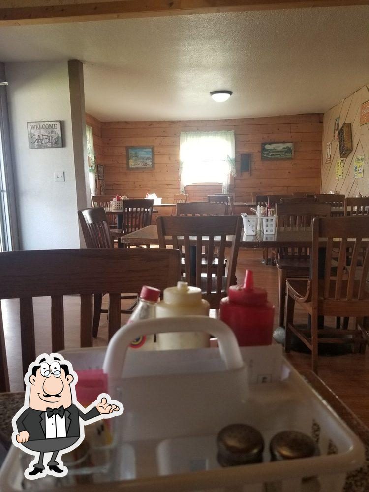 Catfish Cabin, 1833 Peavine Rd in Crossville Restaurant menu and reviews