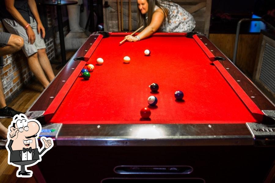 Beer Can Alley, 216 Court Ave 3rd floor in Des Moines Restaurant reviews