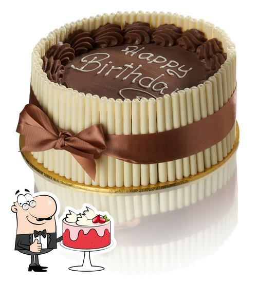 Happy Birthday, Raj! Elegant cupcake with a sparkler. — Download on  Funimada.com